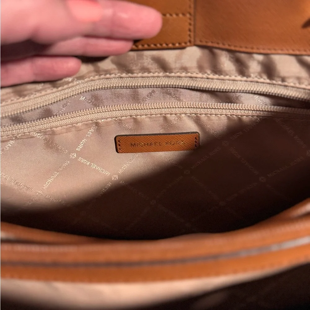 Michael Kors Susannah Leather Tote in Luggage with Gold Accents - Picture 7 of 12
